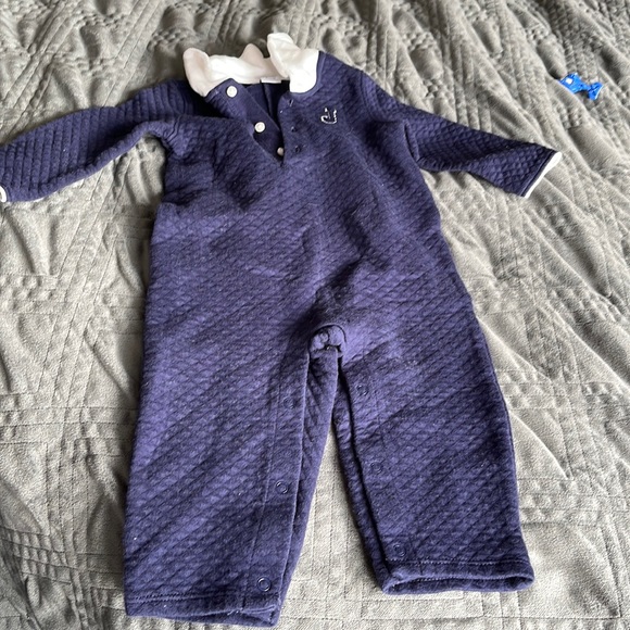 Stunning one piece - Picture 1 of 3